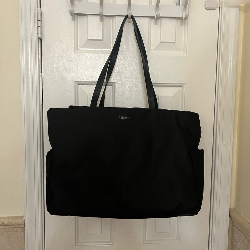 Mina Baie Nika Tote